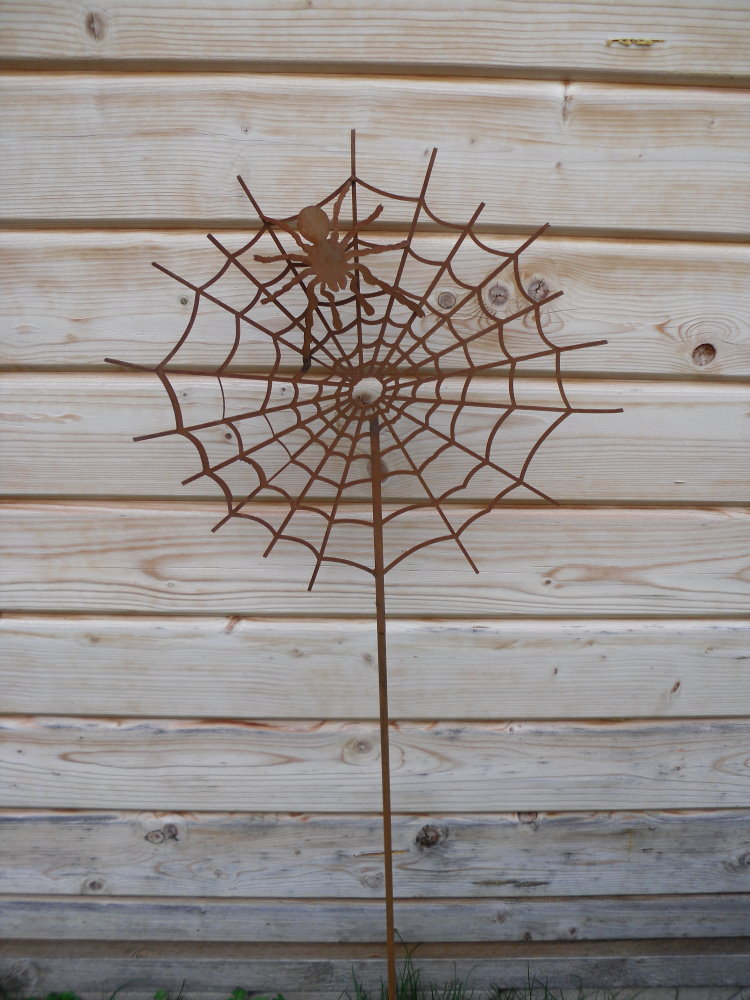 Spinnennetz-Gartenstecker Mit Spinne – Edelrost Metall, 115 Cm Hoch, Halloween-Deko